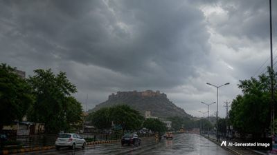 Rajasthan Weather: जोधपुर-बाड़मेर समेत इन जिलों में भारी बारिश का अलर्ट,अगले 14 दिन के लिए IMD की बड़ी चेतावनी