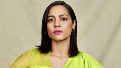 'मेरा कई मर्दों संग अफेयर, दोस्त के साथ फिजिकल होती हूं', 40 साल की फेमस एक्ट्रेस का सनसनीखेज खुलासा
