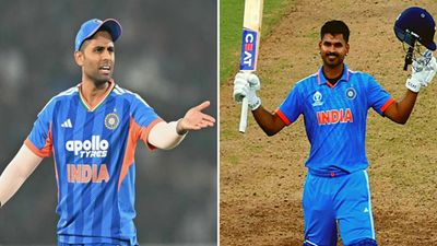 BCCI का बड़ा मास्टरस्ट्रोक, सूर्या से छिन सकती है टी-20 की कप्तानी, श्रेयस अय्यर बनेंगे टीम इंडिया के नए बॉस! 