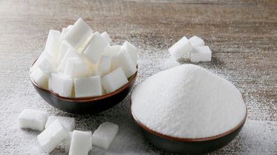 Sugar Export Ban: सरकार ने चीनी एक्सपोर्ट पर लगाया बैन, क्यों लिया इतना बड़ा फैसला और कब तक रहेगी पाबंदी?