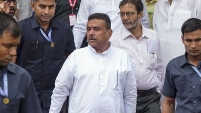 CM बनने के बाद पहली बार दिल्ली पहुंचे सुवेंदु अधिकारी, क्या बदलेगी बंगाल की कानून व्यवस्था? PM से होगी बात