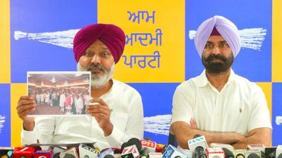 पंजाब AAP का भाजपा पर तीखा हमला, 'सिर्फ खास वर्ग को महत्व देती है BJP, दलितों-मजदूरों को धकेला पीछे'
