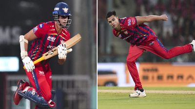 Arjun Tendulkar ने 3 ओवर में चटकाए 3 विकेट, फिर महज 25 गेंदों में जड़ दिया अर्धशतक, टीम को दिलाई जीत