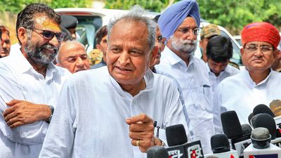 'कांग्रेस अध्यक्ष बनने वाला था,सोनिया गांधी ने हां कर दिया था,फिर रची गई वो बड़ी साजिश',अशोक गहलोत का खुलासा!