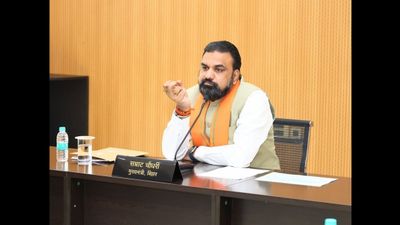 Bihar News: सामाजिक सुरक्षा पेंशन की राशि हर माह 10 तारीख तक खातों में पहुंचे, देरी बर्दाश्त नहीं: मुख्यमंत्री सम्राट चौधरी