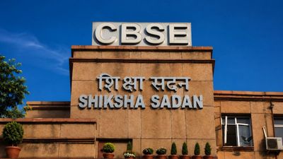 CBSE ने कैसे नाकाम किया साइबर हमला? DoS अटैक के बीच चलता रहा री-इवैल्यूएशन पोर्टल, बोर्ड ने कहा-डेटा सुरक्षित