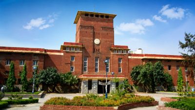 CUET UG रिजल्ट के बाद टॉपर्स में DU एडमिशन का क्रेज! शाहरुख से अमिताभ तक रहे हैं एलुमनाई, टॉप 10 कॉलेज लिस्ट