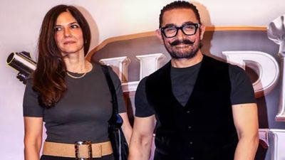 61 साल के Aamir Khan की गर्लफ्रेंड Gauri Spratt की क्या है जाति? कौन-सा धर्म मानती हैं 14 साल छोटी दुल्हन?