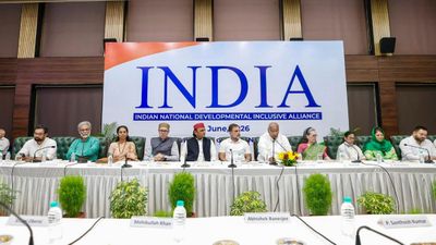 INDIA Bloc Meeting: संसद से सड़क तक सरकार को घेरने का प्लान तैयार, विपक्ष की दिल्ली बैठक में क्या तय हुआ?
