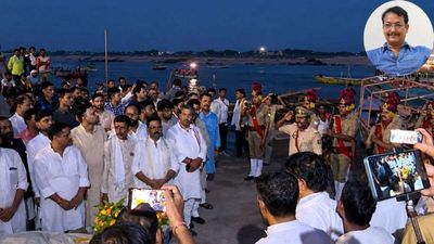 वाराणसी में राजकीय सम्मान के साथ हुआ जसपाल राणा का अंतिम संस्कार, किसने दी मुखाग्नि? बिलख पड़ा परिवार