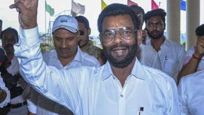 Jharkhand Rajya Sabha Election: राज्यसभा की 2 सीटों पर वोटिंग, प्रणव झा और परिमल नाथवानी में कांटे की टक्कर