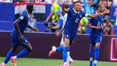 Kylian Mbappe Record: एम्बाप्पे ने रचा इतिहास! कर ली रोनाल्डो के इस महान वर्ल्ड रिकॉर्ड की बराबरी?