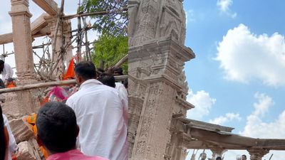 Maharashtra: परभणी के यशवाड़ी मारुति मंदिर के सभा मंडप की गिरी छत, 5 श्रद्धालुओं की मौत, कैसे हुआ हादसा? 