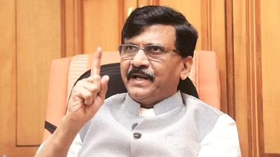Shiv Sena (UBT) MPs Split: '50 करोड़ और 15 करोड़ एडवांस', 6 सांसदों की बगावत के बीच संजय राउत का बड़ा आरोप