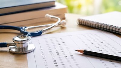 NEET UG री-एग्जाम आंसर की चैलेंज के लिए बचे हैं बस 2 दिन, चूक गए तो फिर नहीं मिलेगा मौका! जानें प्रोसेस
