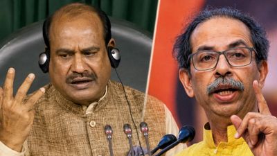 Shiv Sena UBT टूटने के बाद एक्‍शन में ओम बिरला, Uddhav Thackeray गुट को किया तलब, क्‍या होगा आगे? 