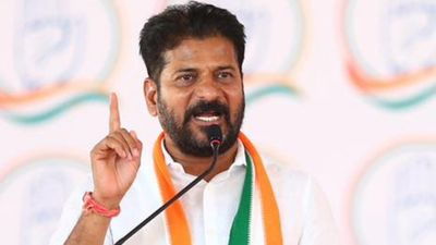 'मैंने हिटलर से प्रेरणा ली', बयान देकर बुरे फंसे तेलंगाना सीएम रेवंत, BJP बोली- कांग्रेस की तानाशाही मानसिकता 