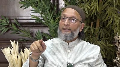 UP Chunav 2027 में क्या होगा बड़ा खेल? सपा या बसपा किसके साथ ओवैसी का गठबंधन? खोले सारे पत्ते, रखी ये डिमांड