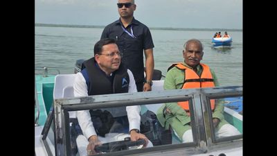 Uttarakhand News: गदरपुर में अंतर्राष्ट्रीय क्याकिंग-कैनोइंग प्रतियोगिता की तैयारियों का मुख्यमंत्री पुष्कर सिंह धामी ने लिया जायजा