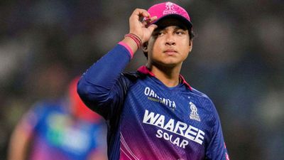 मैदान पर छक्के छुड़ाने वाले वैभव सूर्यवंशी अब बनेंगे केस स्टडी, IIM इंदौर करेगा उन पर रिसर्च