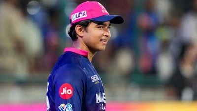 वैभव सूर्यवंशी के सामने झुकी BCCI, रातोंरात नियम बदलकर दी अनोखी सुविधा, बाकी सभी खिलाड़ियों को होगी जलन?