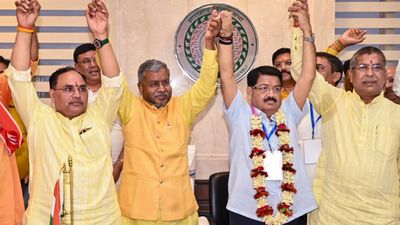 Jharkhand Rajya Sabha Polls: कौन हैं परिमल नथवाणी, जिन्होंने क्रॉस वोटिंग के बीच पलट दिया पूरा खेल?
