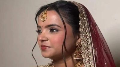 Akriti Sutar Case: 'आसानी से कैसे मरें', गूगल सर्च पर क्यों खोज रही थी आकृति? मौत वाले दिन की थी पार्टी!