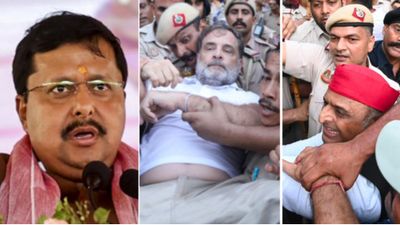NEET Protest: Akhilesh बोले- 'छात्राओं के कपड़े फाड़े गए', Nitin Nabin ने कहा-'Rahul Gandhi अराजकता के प्रतीक'