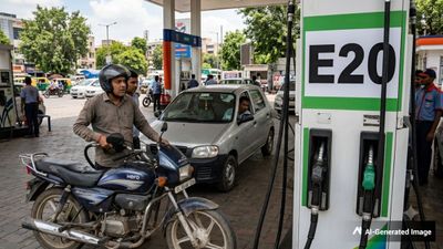 809 घंटे तक टेस्टिंग, इंजन का वाल्व टेढ़ा, रबर पार्ट्स पर असर! E20 पेट्रोल पर ARAI की रिपोर्ट में क्या खुलासे?