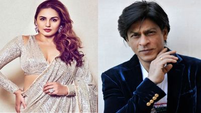 'मैं प्रेग्नेंट थी, शाहरुख खान की गोद में बैठी और फिर कांपने लगी', 39 साल की मुस्लिम एक्ट्रेस का बड़ा खुलासा
