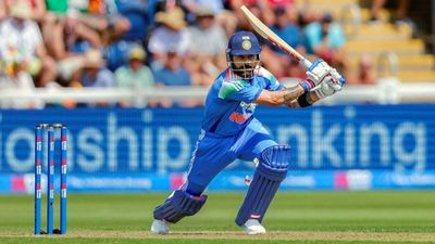 IND vs ENG: विराट कोहली ने छोड़ा राहुल द्रविड़ को पीछे, इंग्लैंड में बनाया गजब का रिकॉर्ड