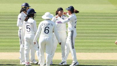 IND vs ENG: छोरियों ने लिया छोरों का बदला, लॉर्ड्स में इंग्लैंड को 270 रनों से चटाई धूल, रचा नया इतिहास