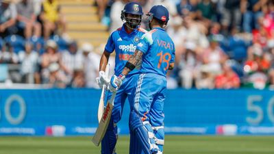 IND vs ENG: विराट-श्रेयस ने बचाई भारत की डूबती नाव, बुमराह की तूफानी बैटिंग ने अंग्रेजों को रुलाया