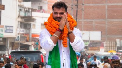 बांकीपुर जंग के बीच गरजे खेसारी लाल, पीके की तारीफों के बांधे पुल! सोनम वांगचुक का भी किया खुला समर्थन