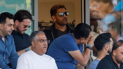IND vs ENG: ट्रेंट ब्रिज में नजर आए एमएस धोनी, वैभव सूर्यवंशी के छक्के पर ऐसा था कैप्टन कूल का रिएक्शन
