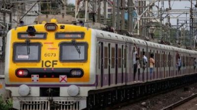 Mumbai local train: हार्बर लाइन पर 4 दिन रहेगा स्पेशल ट्रैफिक ब्लॉक, कई ट्रेनें रहेंगी रद्द, देखें पूरी LIST