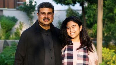 Naimisha Pradhan: धर्मेंद्र प्रधान की बेटी ने क्यों छोड़ा इंस्टाग्राम? CJP प्रोटेस्टर्स नैमिषा से ये डिमांड