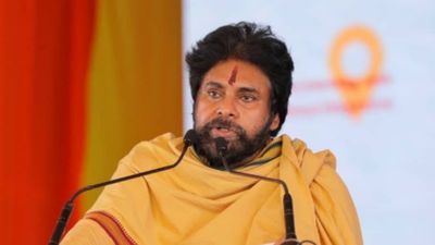 Pawan Kalyan को क्या हुआ, तीन घंटे चली सर्जरी? क्या एक्टर से डिप्टी सीएम बने पवन की फैंस ने की ये हालत
