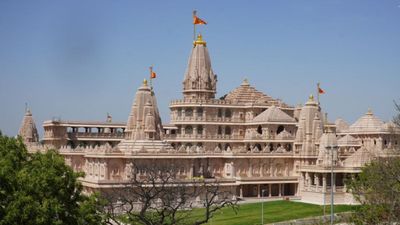 दान पेटी से लेकर बैंक लेन-देन तक, चढ़ावा चोरी के बाद राम मंदिर ट्रस्ट ने बदले ये बड़े नियम, VIP पास भी बंद!