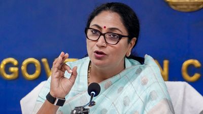 दिल्ली के 48 गांवों के लिए बड़ा ऐलान,रेखा गुप्ता की सरकार देगी Smart Property Card, जमीन के झगड़े भी होंगे कम?