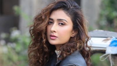 Rohit Chandel: 'रोहित झूठा है, उसने धोखा दिया', कौन हैं फर्नाज शेट्टी? एक्टर पर लगाए बेवफाई के आरोप