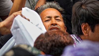 LIVE: Sonam Wangchuk अस्पताल में, CJP फाउंडर दीपके बोले-पुलिस ने लाठी चार्ज किया, जंतर-मंतर खाली करने के ऑर्डर
