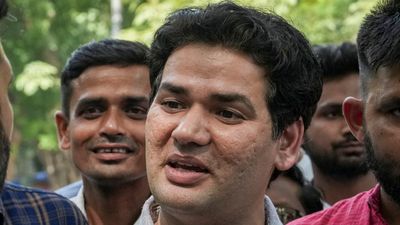 'लाठी खा रहे थे युवा,नेता खा रहे थे बर्गर',विजेता दहिया ने बताया संसद मार्च क्यों छोड़ चले गए थे? दे रहे सफाई
