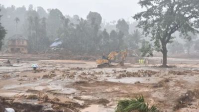 Wayanad landslide: वायनाड में भूस्खलन ने मचाई तबाही, 1 की मौत, कई लोगों के फंसने की आशंका, याद आया पुराना मंजर
