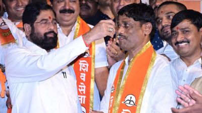 ठेकेदार खलील की मौत में आरोपी शिवसेना नेता कौन है? पत्नी पर भी FIR, एकनाथ शिंदे-कांग्रेस से जुड़े तार