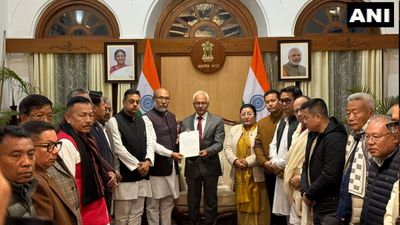 Manipur CM N Biren Singh Resign: मणिपुर के CM एन बीरेन सिंह ने मुख्यमंत्री पद से दिया इस्तीफा