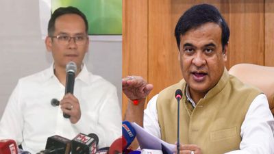 असम में सियासी घमासान: हिमंत बिस्वा सरमा पर गौरव गोगोई का पलटवार, बोले-डर गए हैं सीएम