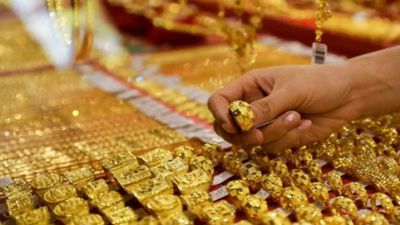 Gold Silver Rate Today: सोना फिर हुआ महंगा, जानें आज 19 फरवरी को क्या है ताजा रेट