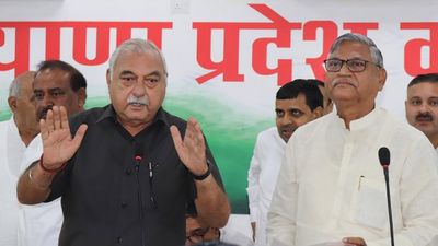 Haryana Congress: निकाय चुनाव से पहले कांग्रेस का एक्शन, 'पार्टी विरोधी' गतिविधियों के लिए 7 नेता निष्कासित