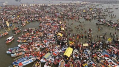 Mahakumbh 2025: महाकुंभ को लेकर फैलाई गलत जानकारी, 140 सोशल मीडिया हैंडल पर एफआईआर दर्ज